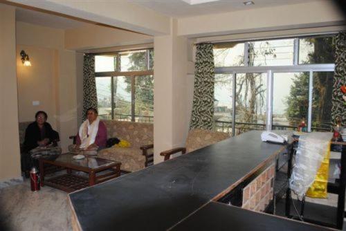 Golden Dolma Hotel Darjeeling  Buitenkant foto
