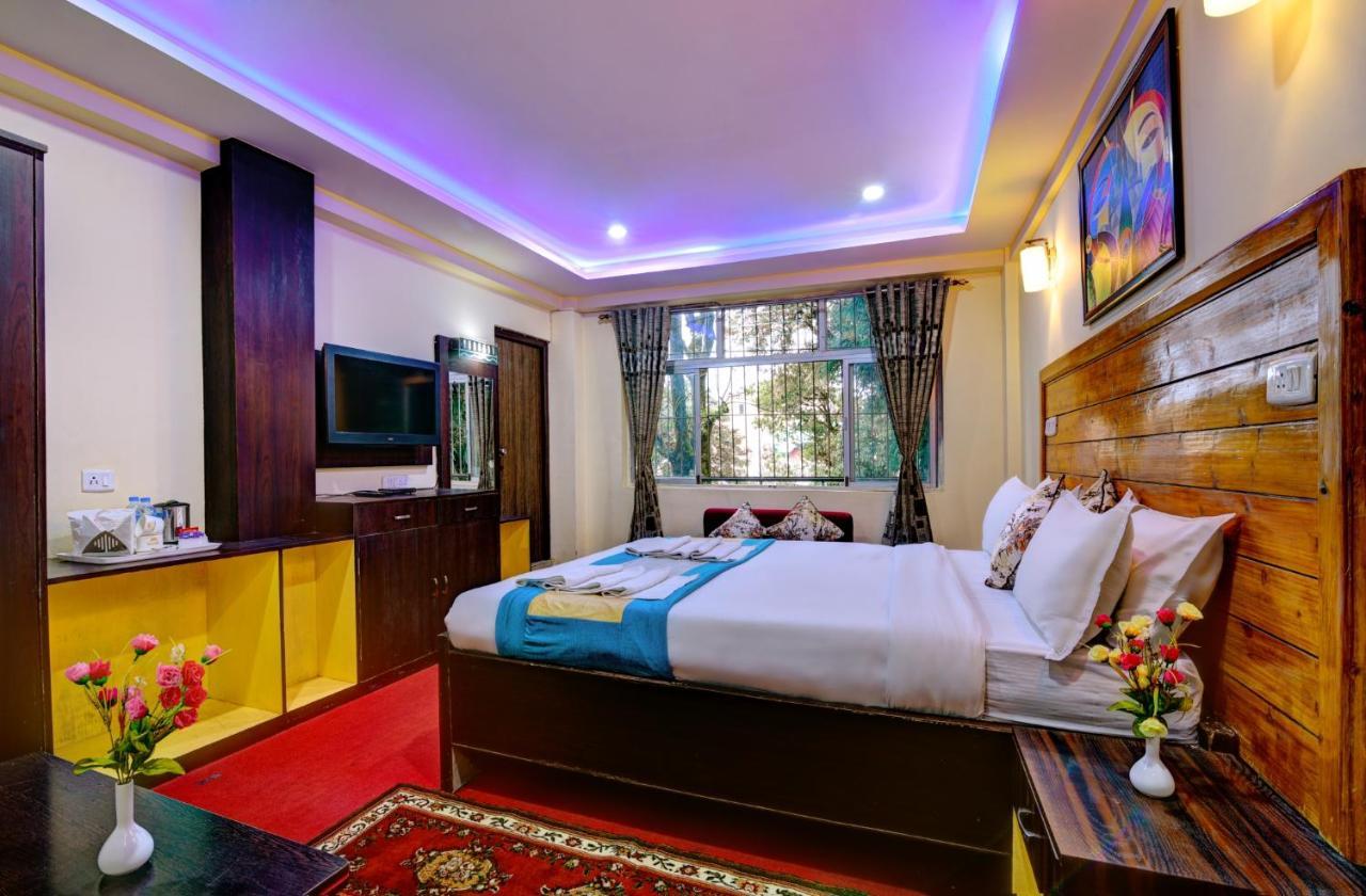 Golden Dolma Hotel Darjeeling  Buitenkant foto