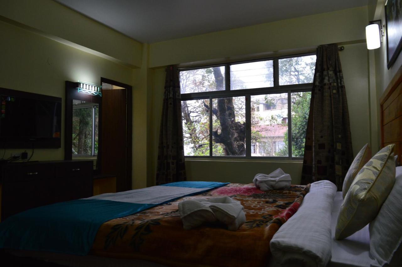 Golden Dolma Hotel Darjeeling  Buitenkant foto