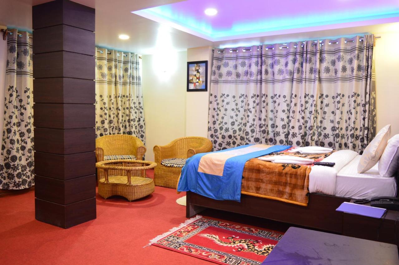 Golden Dolma Hotel Darjeeling  Buitenkant foto